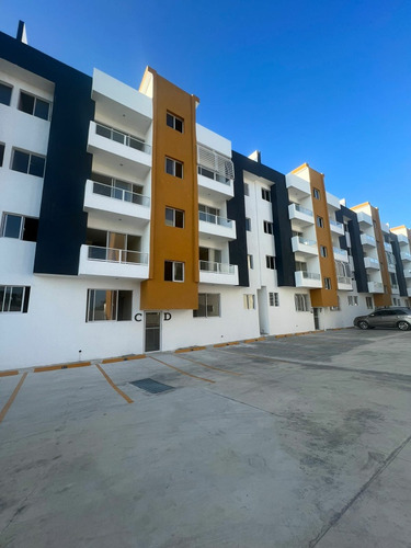 En Venta Hermoso Apartamento En La Autopista De San Isidro