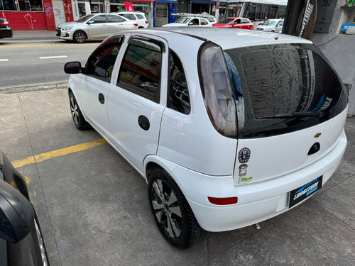 Chevrolet Corsa 1.8 Maxx Flex Power 5p