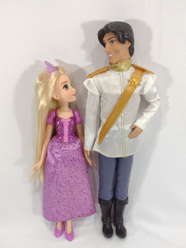 Boneca Rapunzel Príncipe Flynn Rider Enrolados Disney Hasbro (Usado)