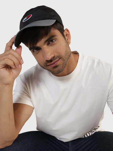 Gorra Negra Con Logo En Relieve Tommy Hilfiger De Hombre