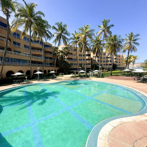 En Venta Apartamento Con Terraza Vista Al Mar En El Conjunto Residencial Playamar En Playa Lido, Lecheria