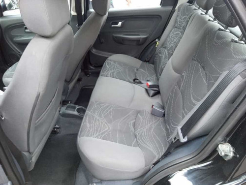 Fiat Siena El 1.0 Completo 2016