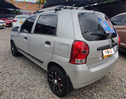 Imagen 5 de 19 de Suzuki Alto K10 Mt Mod 2013