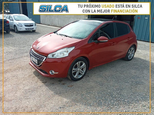 Peugeot 208 Act 1.2 2013 Bordeaux 5 Puertas