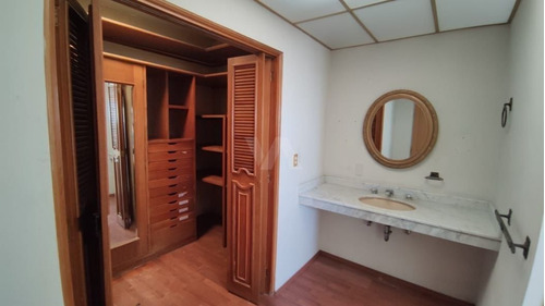 Imagen 30 de 30 de Casa En Renta De 3 Plantas Ideal Para Oficinas En Colonia Re