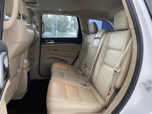Imagen 9 de 15 de Jeep Grand Cherokee 2020 3.6 Limited Lujo 4x2 Mt