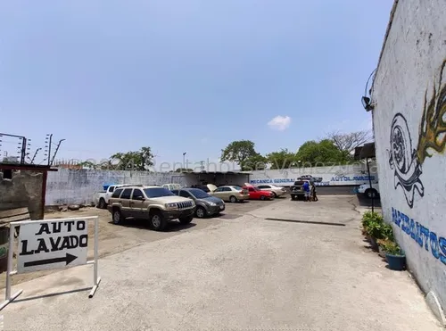 Lisbeth Delgado Vende Estación De Servicio En Plena Av. Libertador En Barquisimeto Cod.25-3485 Excelente Oportunidad De Inversión