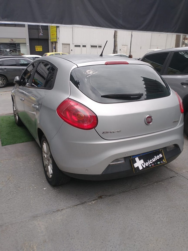 Imagem 3 de 6 de Fiat Bravo 2011 Completo 4 Portas
