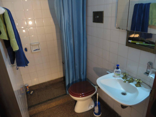 Chalet -amplio Lote- Villa Urquiza