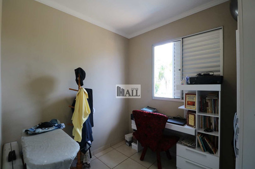 Casa À Venda No Jardim Vista Alegre Com 3 Quartos, 2 Vagas - V3653