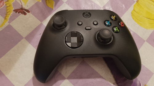 Consola Xbox Series S 512gb Starter Bundle Color Blanco 2023 (Usado)