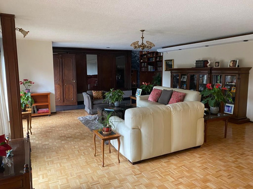 Casa En Venta En El Pedregal