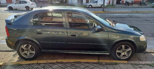 Chevrolet Astra 2.0gl Con Gnc 5p 2009