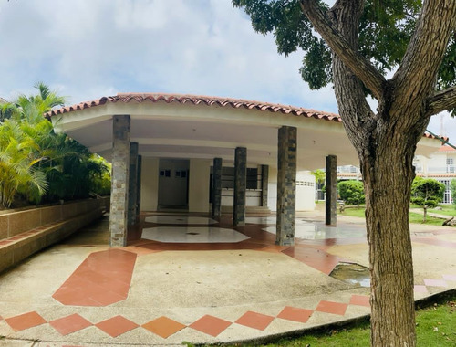 Imagen 3 de 22 de Townhouse Vacacional Urb Brisas De San Miguel Margarita A 5 Minutos Del Sambil