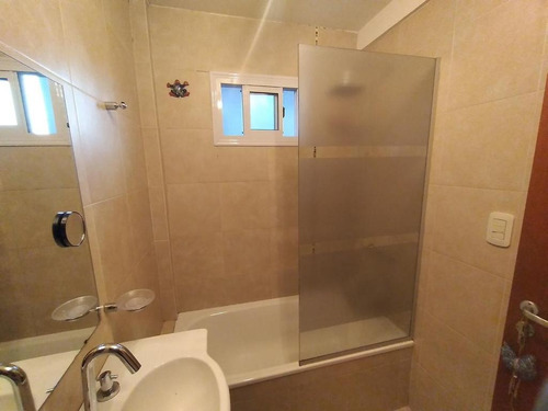 Imagen 10 de 13 de Castelar Norte - Departamento Ph Venta 2 Ambientes Planta Baja