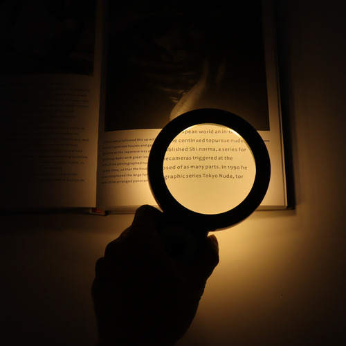 Lupa Com Luz 30x 18 Led Iluminada À Mão