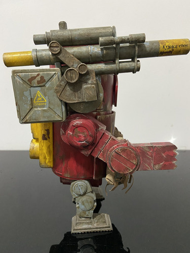Figura Large Martin Big Red - World War Robot - Threea (Usado)