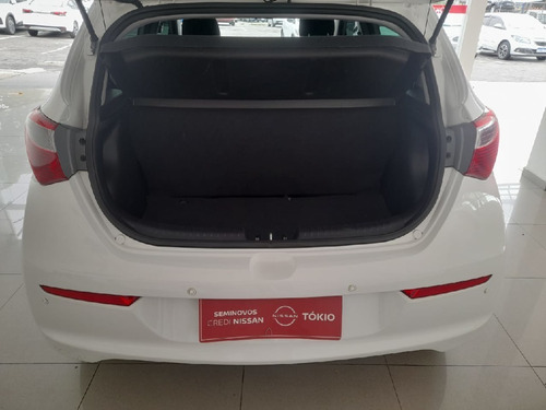 Imagem 8 de 8 de Hyundai Hb20 1.6 Comfort Plus 16v Flex 4p Manual