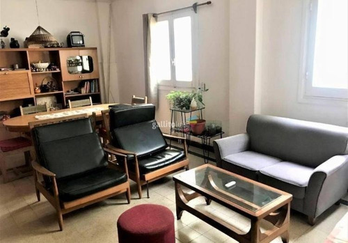 Oportunidad! Vendo Excelente Apartamento Al Frente De 5 Dormitorios, 2 Baños Y Balcón, Ubicado En Cordón, Acepta Banco