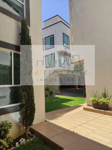 Casa En Venta Carlos David Anderson, San Simón Culhuacán, Iztapalapa, 09800.