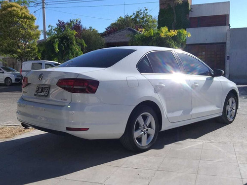 Volkswagen Vento 2.5 Luxury 170cv Tiptronic 2015