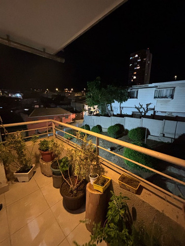 Departamento En Venta De 2 Dorm. En Viña Del Mar