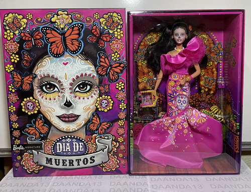 Set 1 Barbie Día De Muertos 2023 Y 1 Barbie Pink Magnolia (Usado)