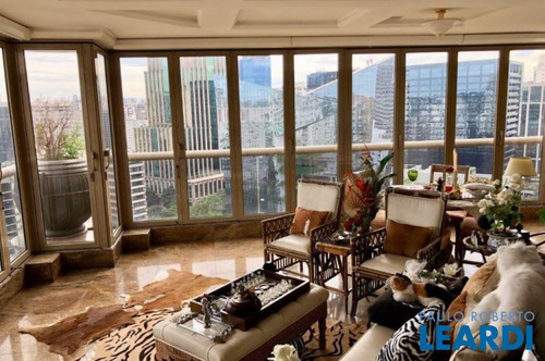 Imagem 1 de 15 de Apartamento - Itaim Bibi - Sp - 558115