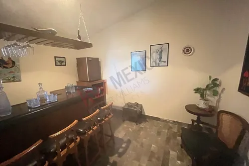 Casa En Chapultepec: 1 Piso, Confort Y Amplitud.