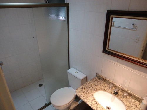 Apartamento Com 3 Dormitórios À Venda, 68 M² - Ap0207