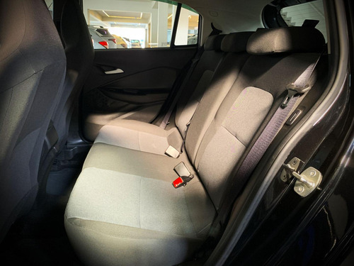 Chevrolet Onix 10tat Hb