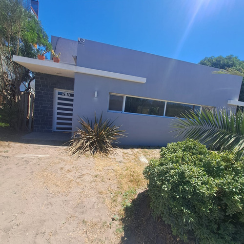 Casa En Venta En Monte Hermoso