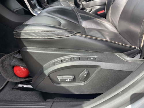 Volvo V40 2.0 T5 R-DESIGN TURBO GASOLINA 4P AUTOMÁTICO