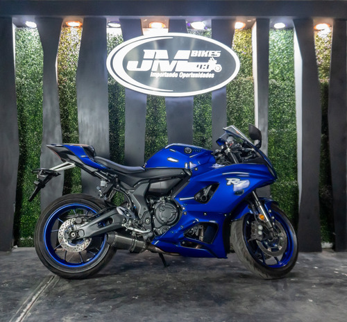 Yamaha R7 2022