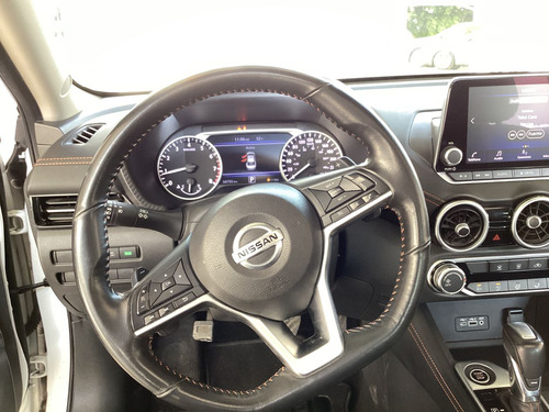Nissan Sentra 2.0 SR Bi-Tono At