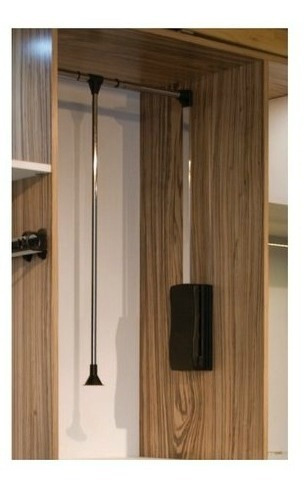 Imagen 5 de 6 de Elevador De Ropa Hafele 63-80 Para Placard