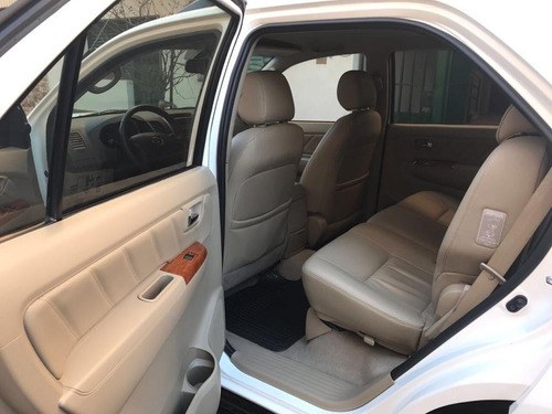 Toyota Hilux Sw4 Cuero 7 Asientos