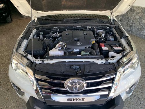 Toyota SW4 2.8 Srx 177cv 4x4 7as