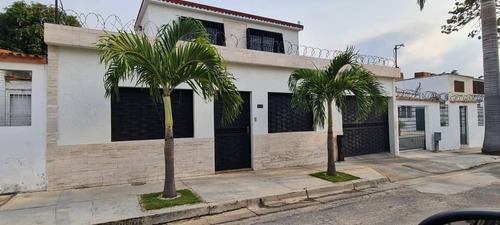 Imagen 1 de 17 de Re/max. Iris Hernandez. Vende Casa (336/547m2). Trigal Centro. Valencia. Codigo 140234