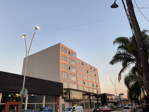 Oficina A Estrenar 55 M² C/ Cochera - Centro (moreno)