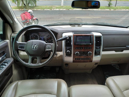 Dodge Ram 6.7 2500 Laramie 4x4 Cd I6 Turbo Diesel 4p