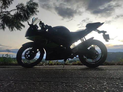 Moto Yamaha R15 V2 Edicion Especial