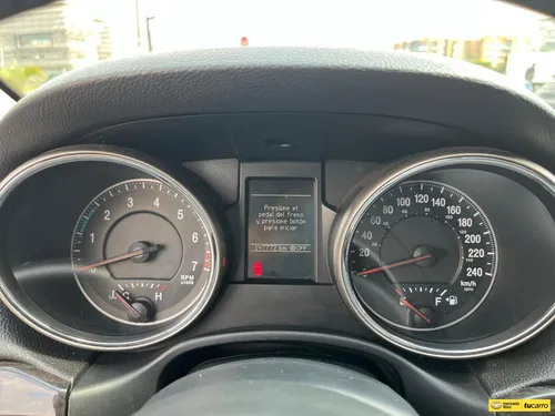 Jeep Grand Cherokee Laredo 3.6cc AT AA 4X4