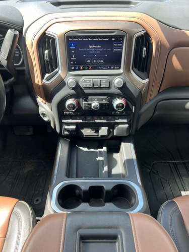 Chevrolet Cheyenne 6.2 2500 Doble Cab High Country 4x4 At
