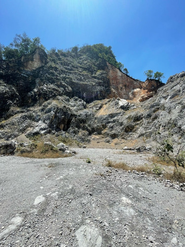 Terreno En Venta De 286,577 M² En Huiloapan, Veracruz, Ideal Para Explotación Minera De Roca Caliza. Uso Industrial. Excelente Ubicación Cerca De Córdoba Y De La Autopista México-veracruz.