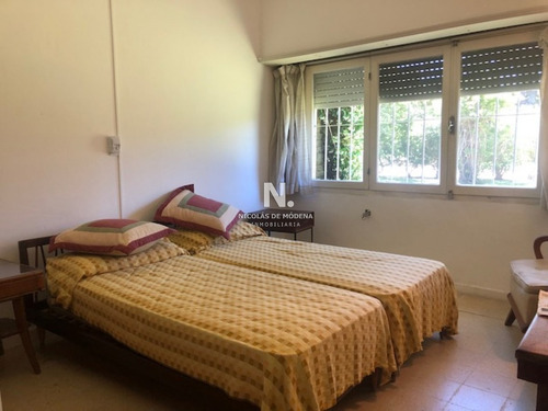 Hermosa Casa En Venta En Zona De Playa Mansa.- Ref: 3522