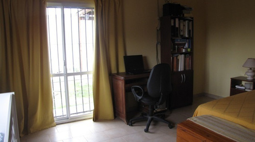 Vendo/permuto Casa Comodoro Rivadavia Título De Propiedad