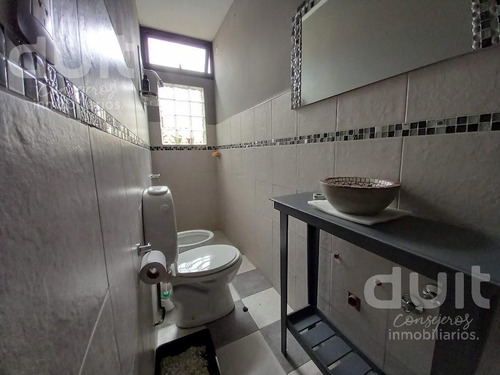 Casa En Venta 3 Dormitorios, Pileta Barrio Alejandro Centeno