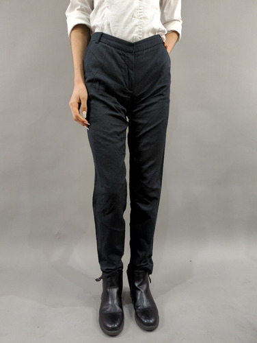 Pantalón Marca  Io  (talla M) De Color Negro Con Uso Visible