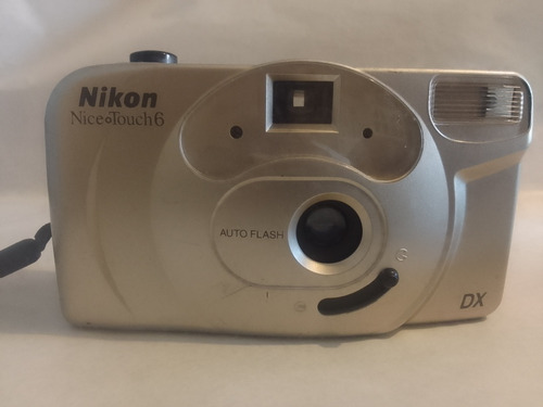 Cámara Nikon Nice Touch 6 Dx Analógica De Rollo 35 Mm Bat.aa